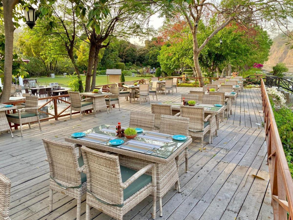 The Riverview Retreat Corbett By Leisure Hotels Garjia Extérieur photo