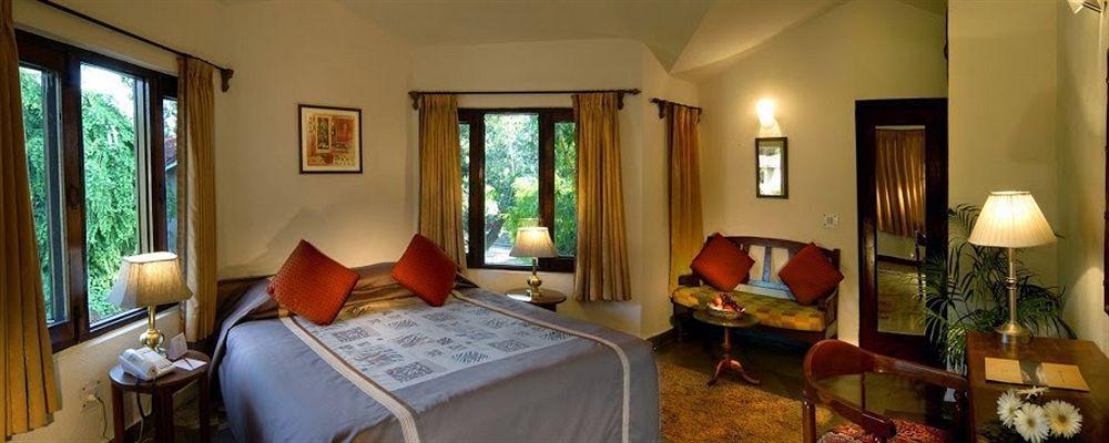 The Riverview Retreat Corbett By Leisure Hotels Garjia Chambre photo