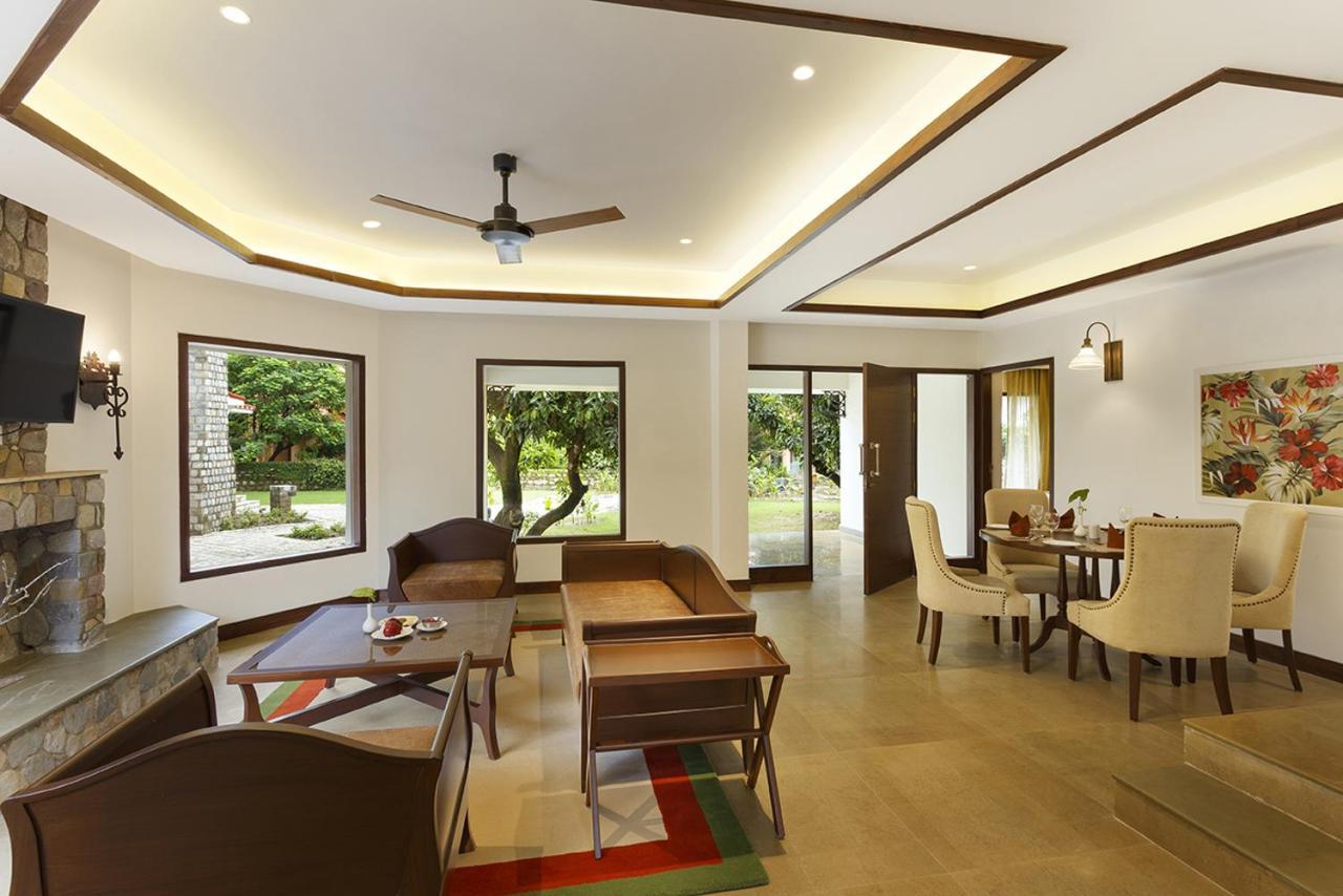 The Riverview Retreat Corbett By Leisure Hotels Garjia Extérieur photo