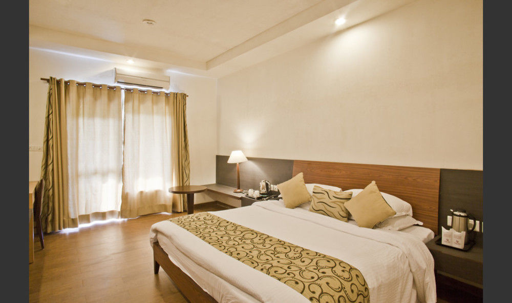 The Riverview Retreat Corbett By Leisure Hotels Garjia Extérieur photo