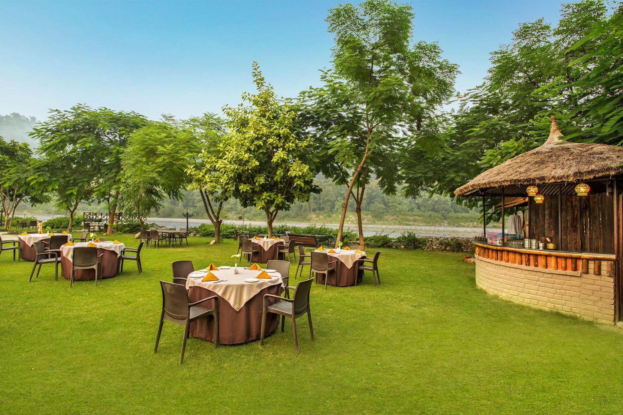The Riverview Retreat Corbett By Leisure Hotels Garjia Extérieur photo