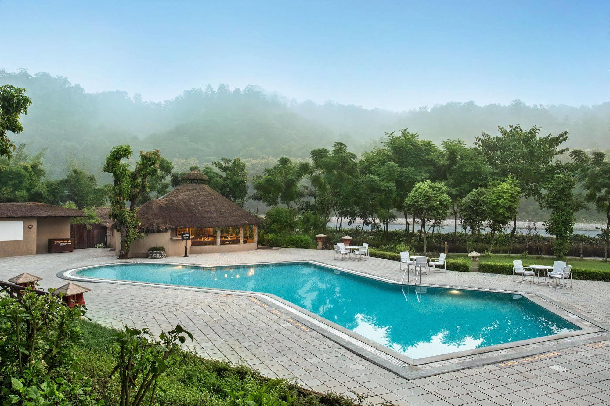 The Riverview Retreat Corbett By Leisure Hotels Garjia Extérieur photo