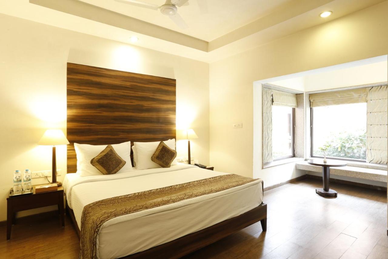 The Riverview Retreat Corbett By Leisure Hotels Garjia Extérieur photo
